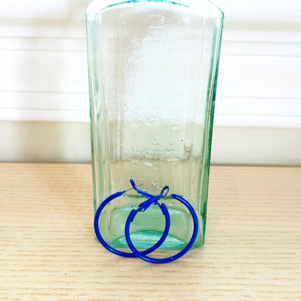 vintage hoop earrings